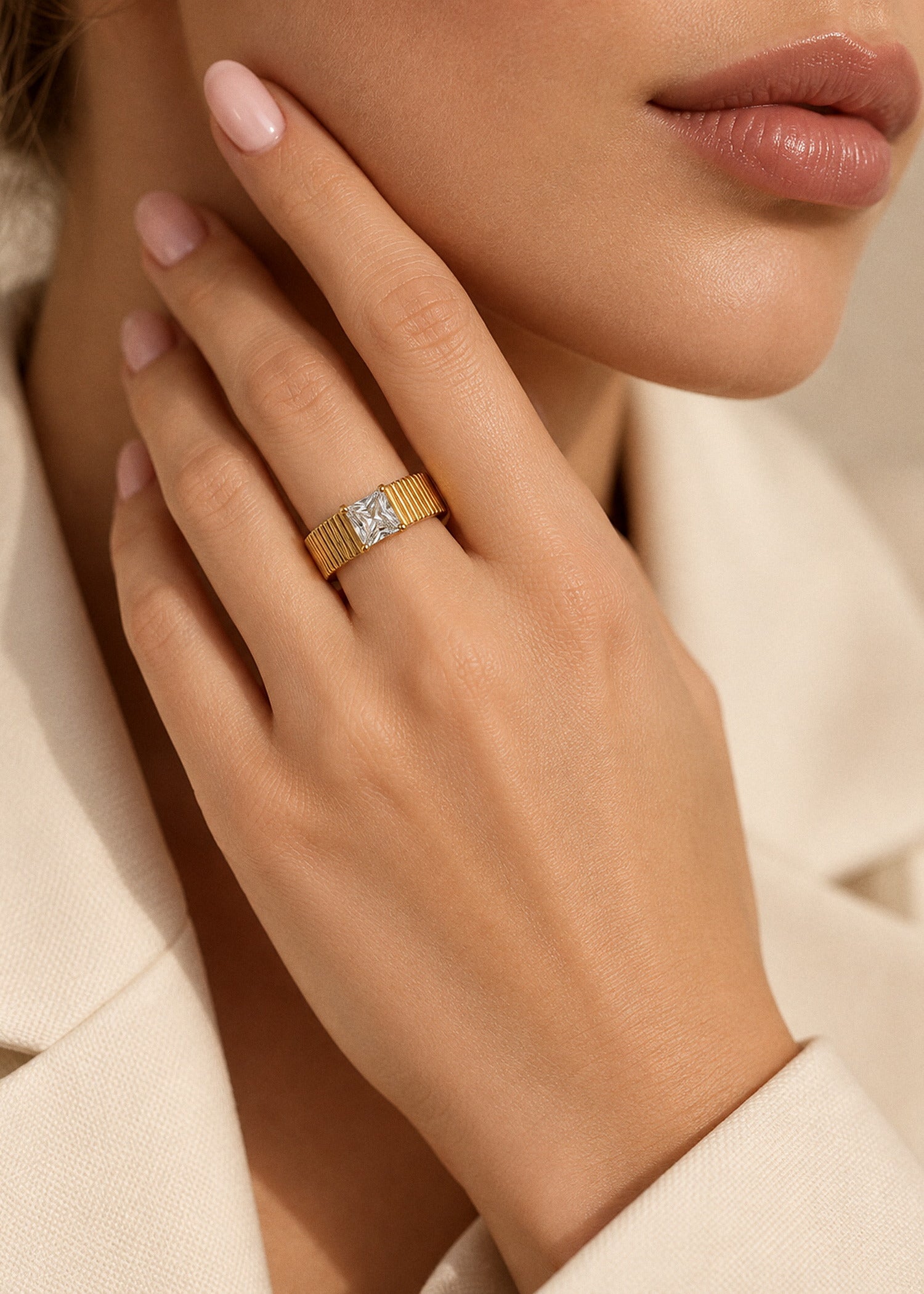 Carlota Ring